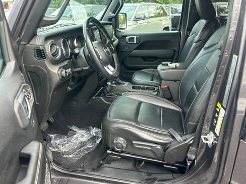 Used 2020 Jeep Wrangler Unlimited Sahara AWD/4WD image 27