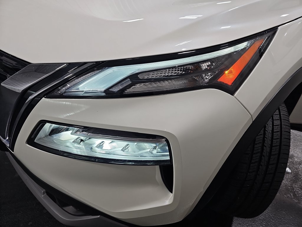 Certified 2023 Nissan Rogue SV AWD/4WD image 29