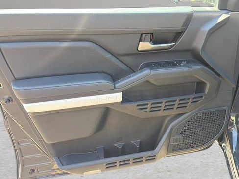 Used 2024 Toyota Tacoma TRD Sport w/ TRD Sport Upgrade Package image 10