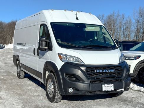 Used 2023 RAM ProMaster 3500 w/ Convenience Group image 1