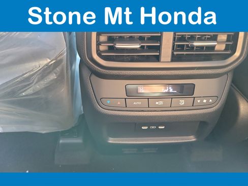 New 2025 Honda Pilot EX-L image 10