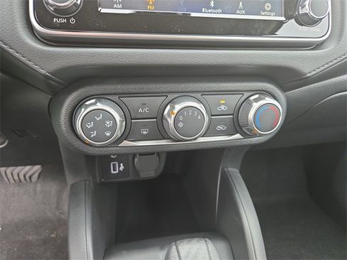 New 2025 Nissan Versa S w/ Trunk Package image 28