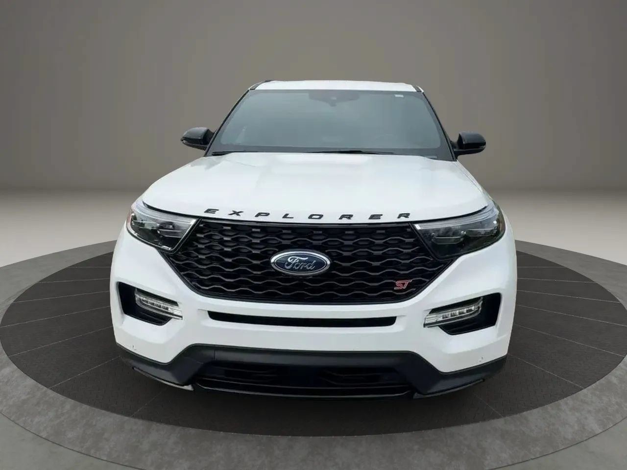 Used 2023 Ford Explorer ST w/ Equipment Group 401A AWD/4WD image 2