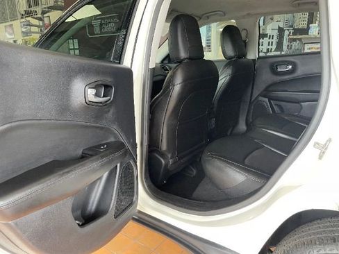 Used 2021 Jeep Compass Latitude image 22