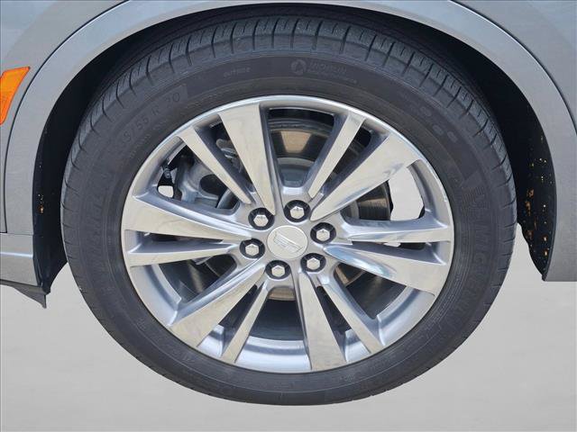 Used 2023 Cadillac XT6 Premium Luxury w/ Technology Package FWD image 22