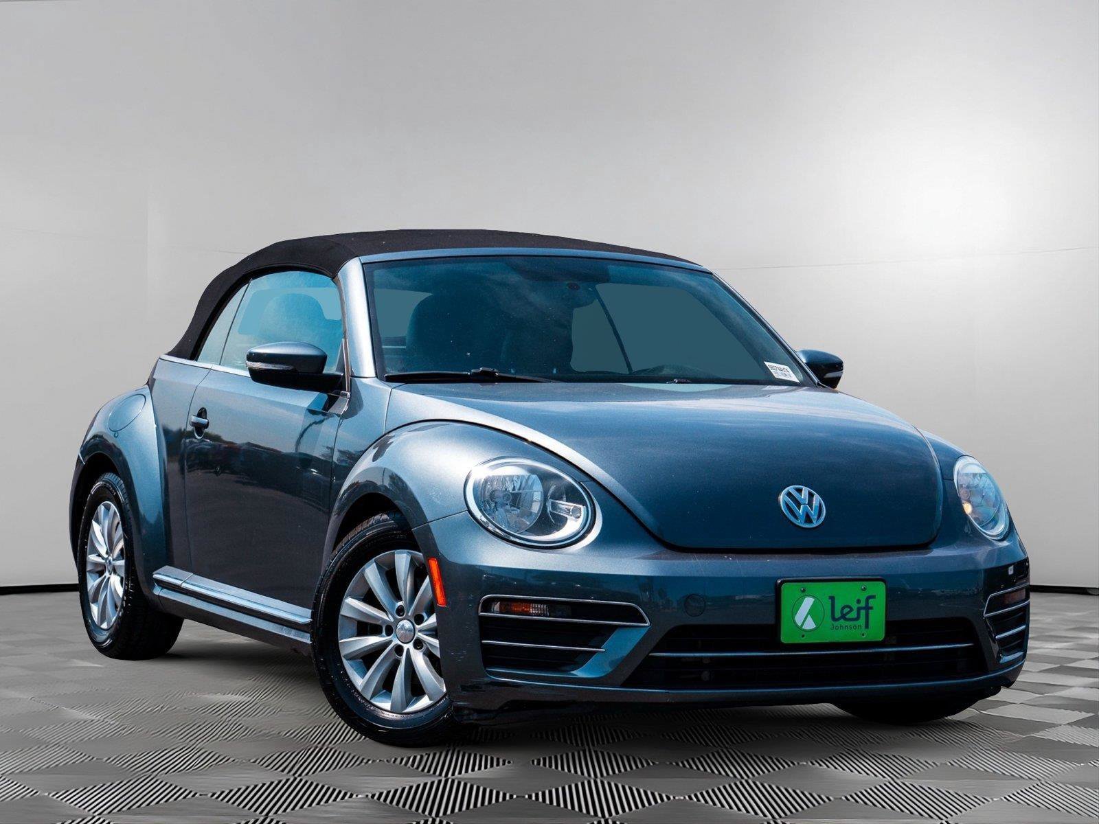 Used 2018 Volkswagen Beetle 2.0T FWD image 1