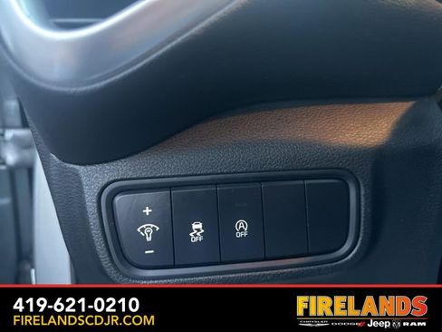 Used 2024 Kia Soul LX w/ Option Group 015 image 17