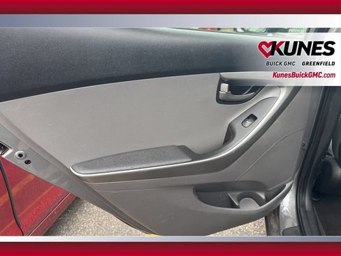 Used 2013 Hyundai Elantra GLS FWD image 28