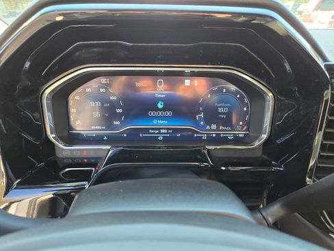Used 2025 Chevrolet Silverado 1500 LT AWD/4WD image 33