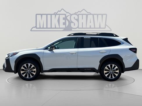 Certified 2024 Subaru Outback Limited AWD/4WD image 2
