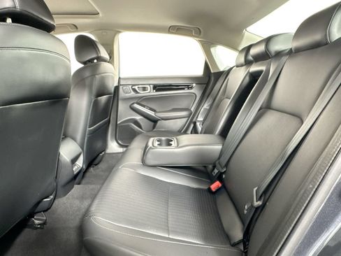 Used 2023 Honda Civic Touring image 10