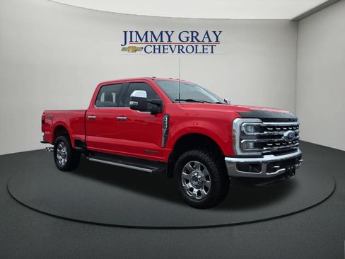 Used 2023 Ford F250 Lariat w/ Chrome Package AWD/4WD image 7