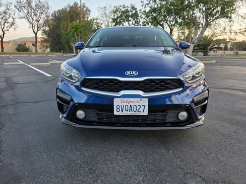 Used 2021 Kia Forte LXS FWD image 3