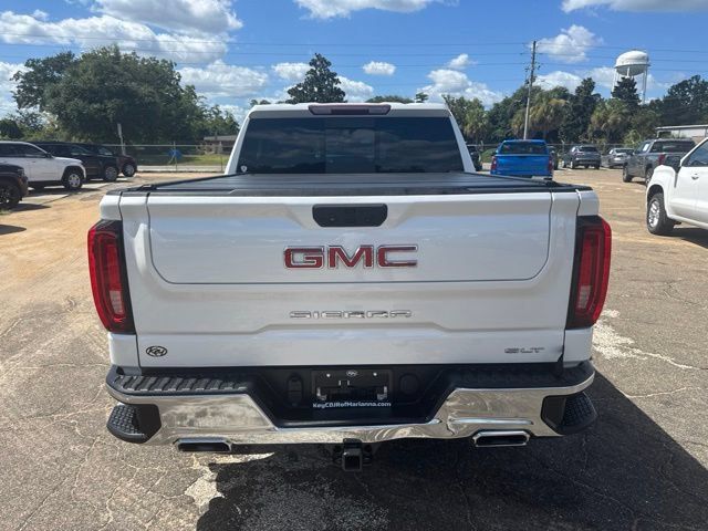 Used 2022 GMC Sierra 1500 SLT AWD/4WD image 4