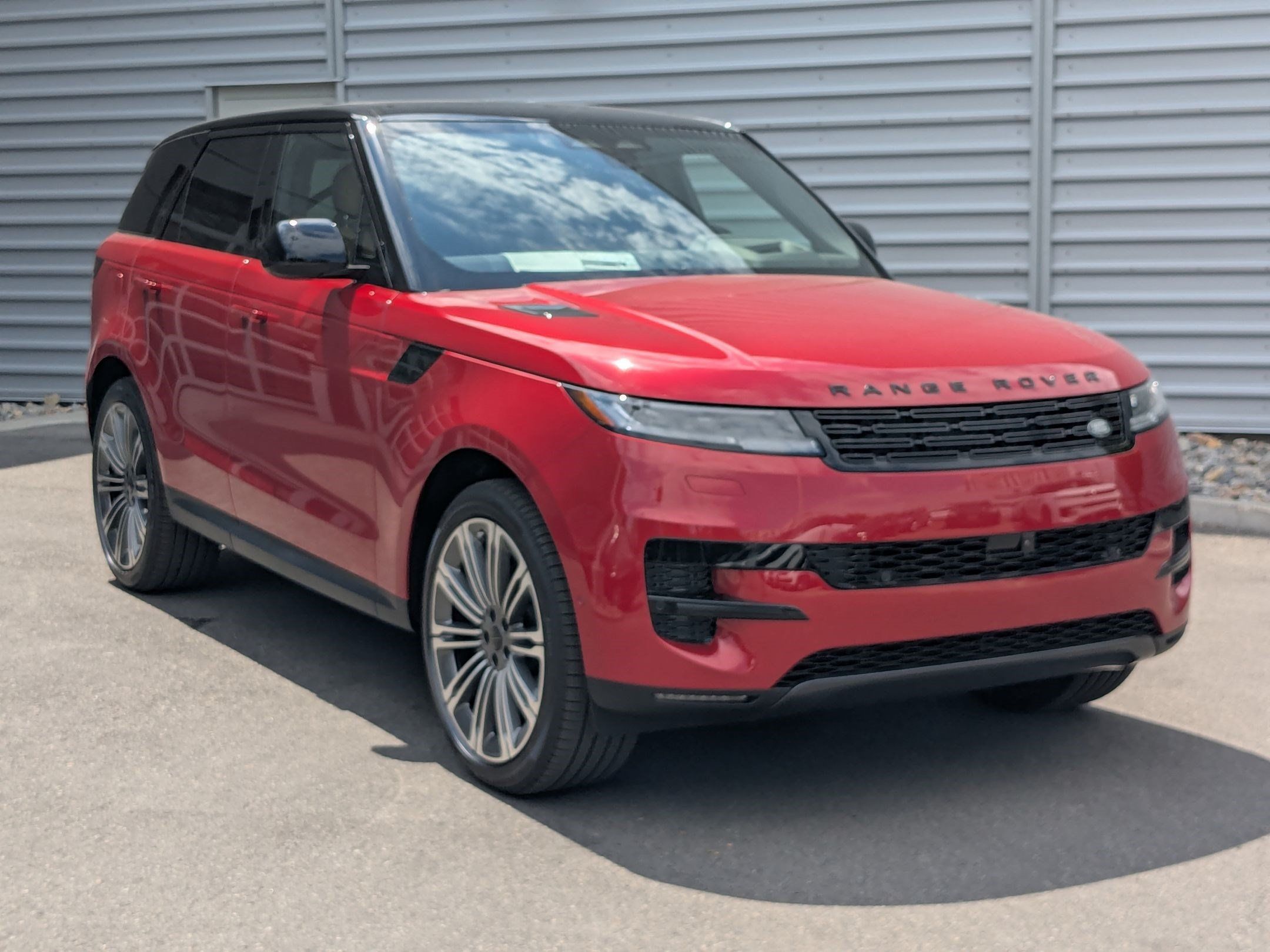 New 2026 Land Rover Range Rover Sport SE AWD/4WD image 3