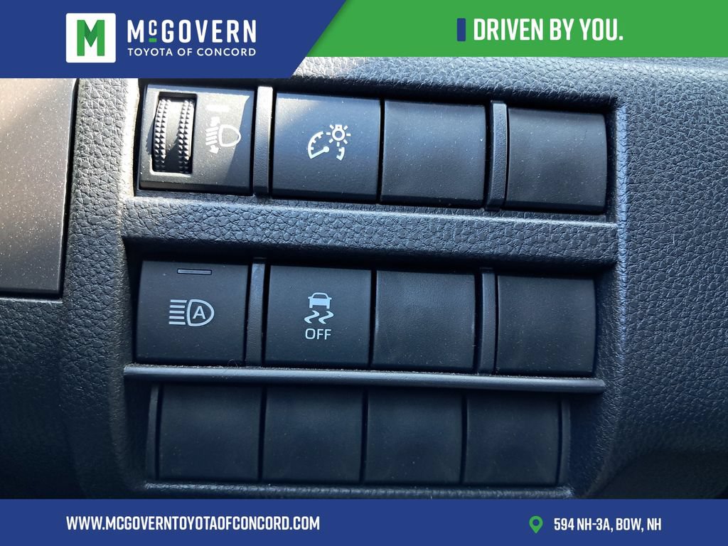 Used 2025 Toyota Tacoma TRD Off-Road AWD/4WD image 26