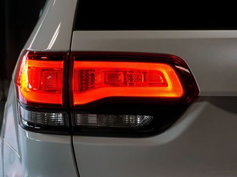 Used 2018 Jeep Grand Cherokee Trackhawk w/ Trailer Tow Group IV image 90