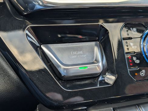 Used 2025 GMC Sierra 1500 Denali Ultimate image 21