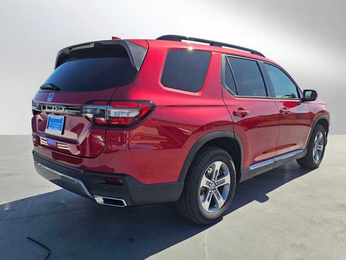 New 2026 Honda Pilot EX-L image 3