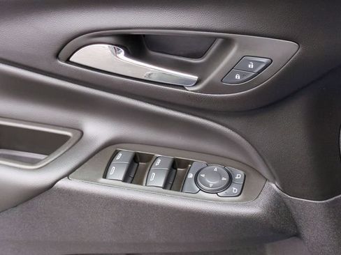 Certified 2024 Chevrolet Equinox LT FWD image 28