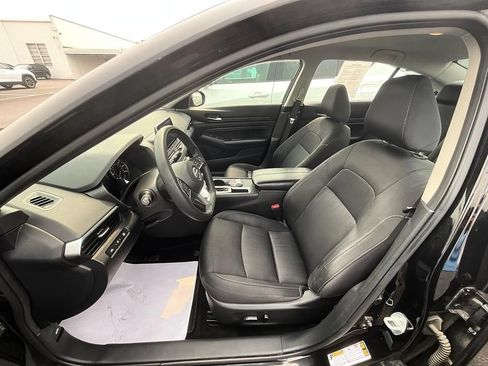 Used 2019 Nissan Altima 2.5 S FWD image 15