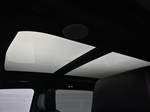 Used 2023 Ford F150 Raptor w/ Equipment Group 802A Raptor R AWD/4WD image 16