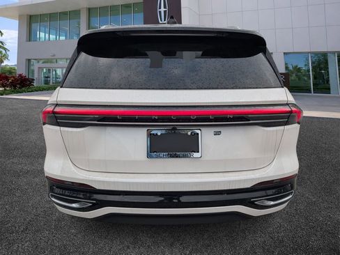 New 2026 Lincoln Nautilus Black Label AWD/4WD image 6