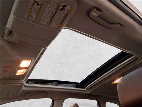 Used 2018 Subaru Forester 2.5i Touring image 16