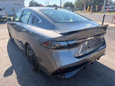 Used 2026 Nissan Sentra SR w/ Floor Mat Package FWD image 8