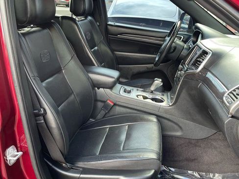 Used 2018 Jeep Grand Cherokee Overland image 18