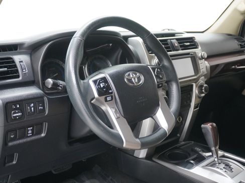Used 2016 Toyota 4Runner Limited RWD image 12
