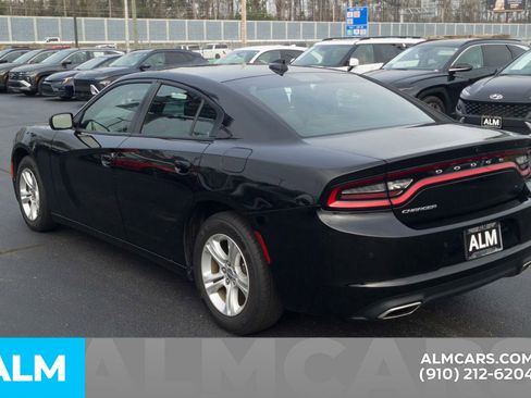 Used 2023 Dodge Charger SXT image 10