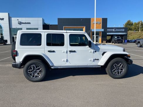 New 2025 Jeep Wrangler Unlimited Sahara w/ Safety Group AWD/4WD image 2