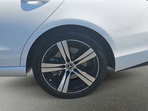 Used 2025 Mercedes-Benz C 300 4MATIC Sedan image 36
