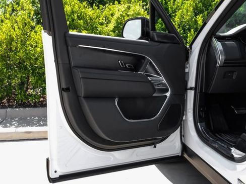 New 2026 Land Rover Range Rover SE AWD/4WD image 53