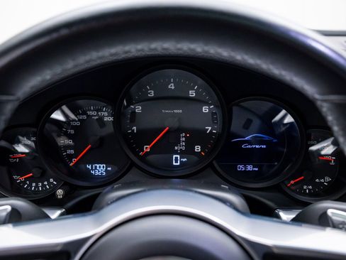 Certified 2017 Porsche 911 Carrera RWD image 21