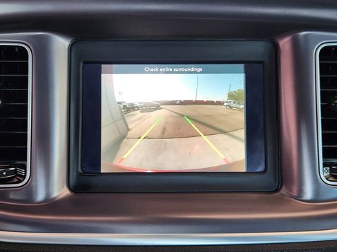 Used 2020 Dodge Charger SXT image 19