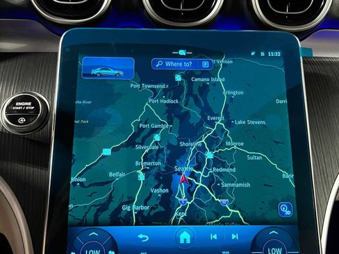 Used 2025 Mercedes-Benz C 300 4MATIC Sedan image 27