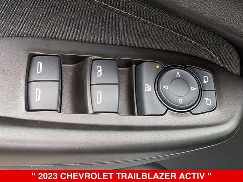 Used 2023 Chevrolet TrailBlazer ACTIV FWD image 12