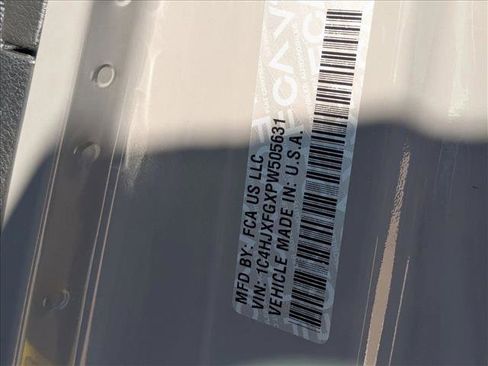 Used 2023 Jeep Wrangler Unlimited Rubicon image 26