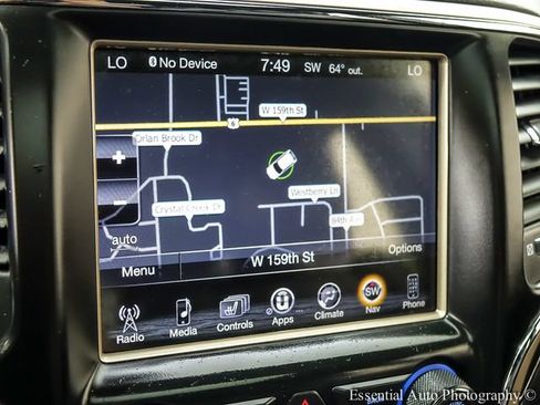Used 2015 Jeep Grand Cherokee Limited w/ Trailer Tow Group IV AWD/4WD image 16
