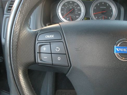 Used 2012 Volvo C70 T5 image 39