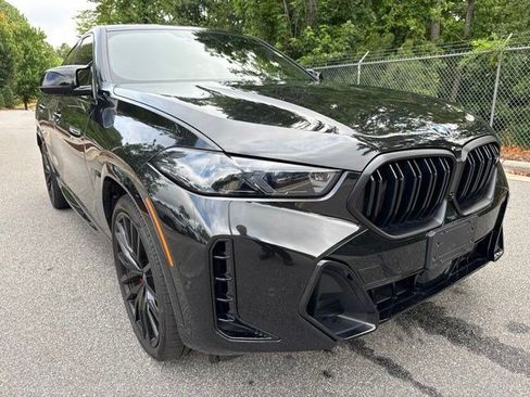 Used 2026 BMW X6 M60i AWD/4WD image 3