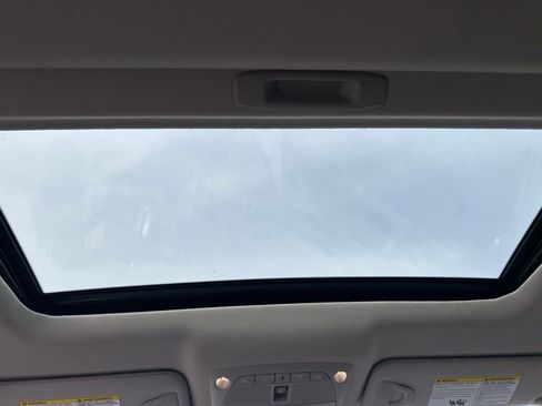 Used 2019 INFINITI Q50 Luxe image 18