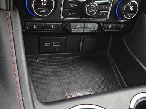 Used 2024 Chevrolet Tahoe RST w/ Luxury Package image 28