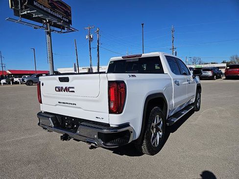 Used 2024 GMC Sierra 1500 SLT image 5