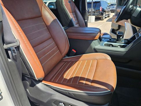 Used 2025 GMC Sierra 1500 Denali Ultimate image 29