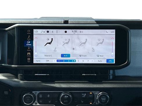 New 2025 Jeep Gladiator Sport AWD/4WD image 18