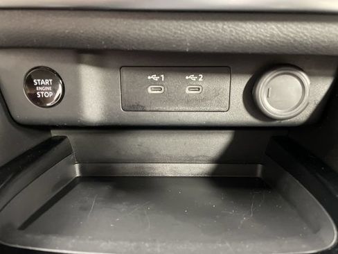 Used 2024 Nissan Rogue SV w/ SV Premium Package AWD/4WD image 18