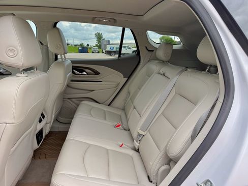 Used 2019 GMC Terrain Denali w/ Advanced Safety Package AWD/4WD image 12